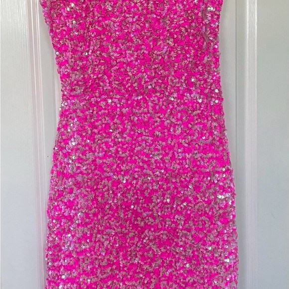 IRIDESCENT SEQUIN MINI PINK DRESS SIZE MEDIUM - Picture 6 of 6